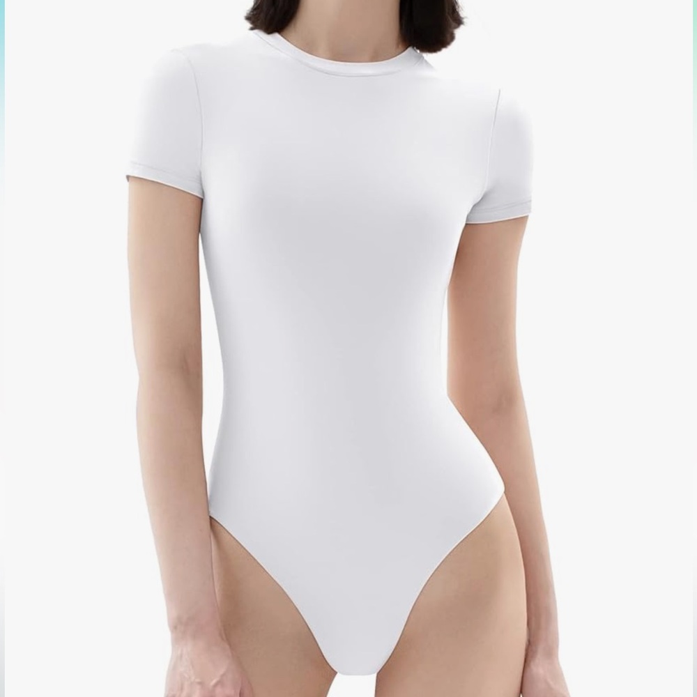 Short sleeve Bodysuit